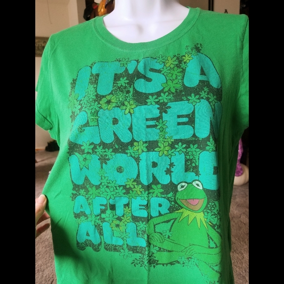💚*4/$15* Kermit the Frog Tee - Picture 2 of 6